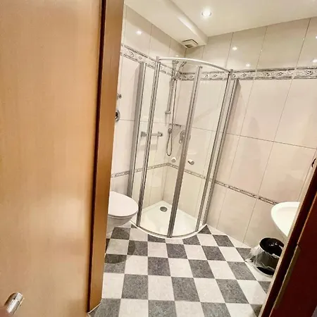 Apartment Fuer Vier Hannover Buitenkant foto