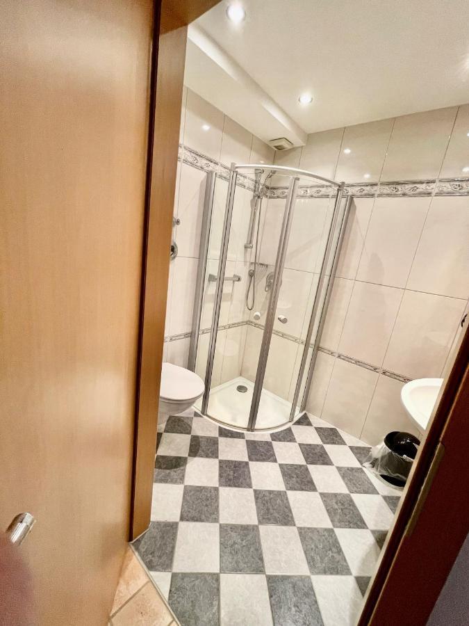 Fuer Vier Appartement *